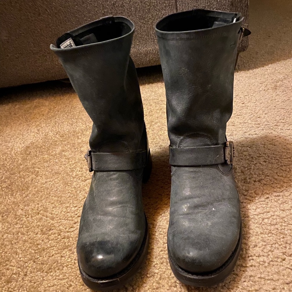 Frye Veronica Grey Boots Size 10